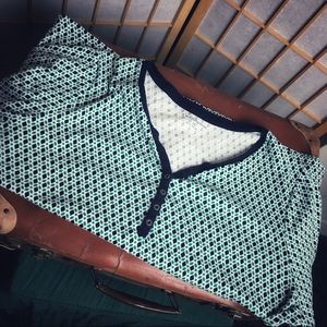 Croft & Barrow short sleeves Henley Tee